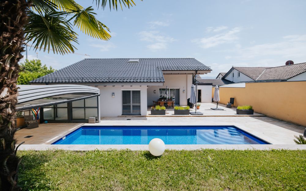 Einfamilienhaus mit Garten in Herdern