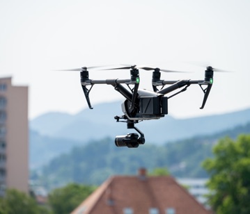 Professionelle Objektfotografie mit Drohne